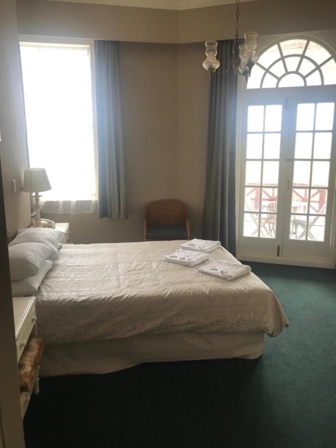Grand - Hotel