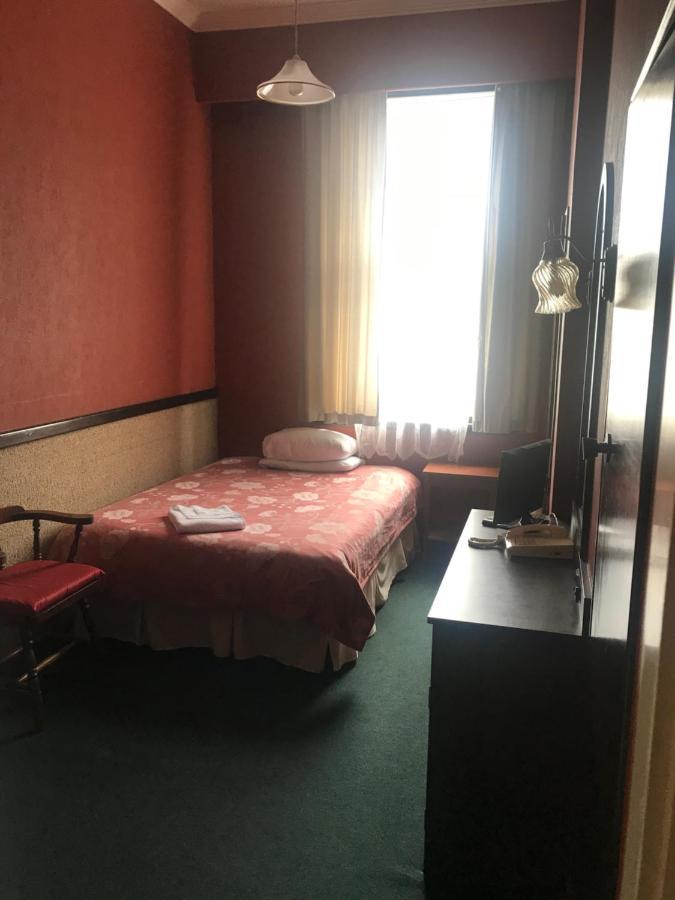 Hotel Grand -